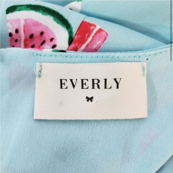 Everly Sleeveless Razorback Lined Blue Dress with Watermelon Print Size Medium - Picture 4 of 9